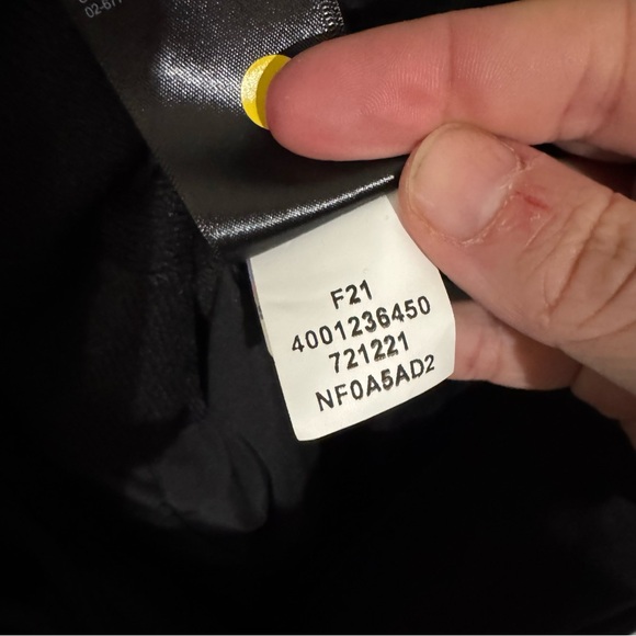 The North Face Freedom Insulated Ski Snow Bibs in TNF Black - Picture 8 of 12